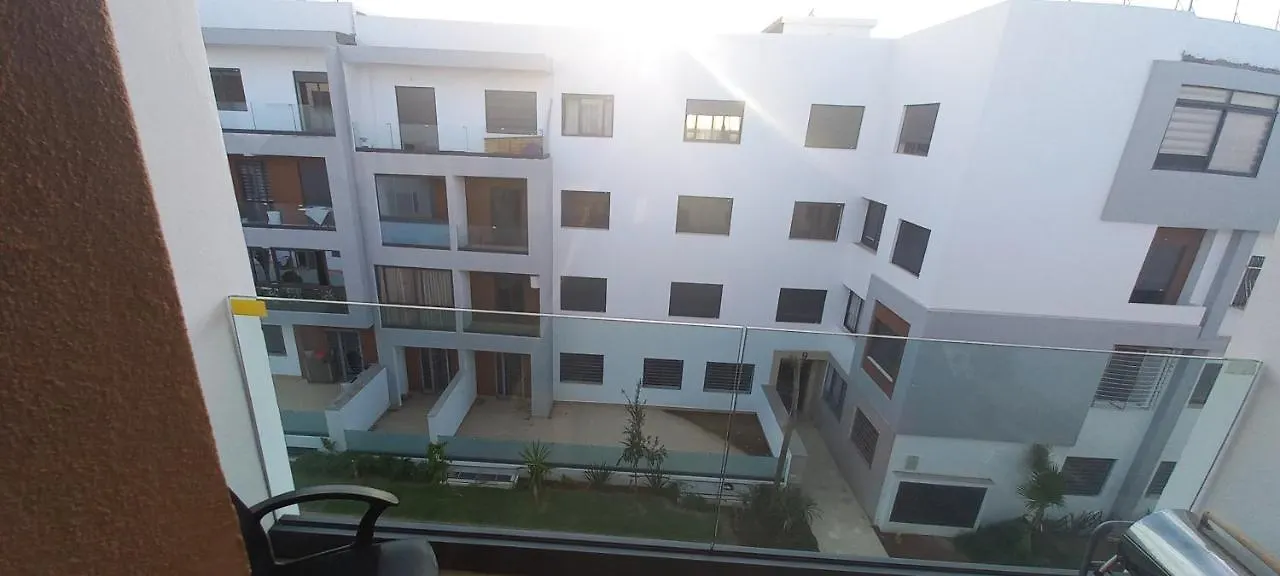 Room In Residence Lilya Fermee Et Securisee Casablanca Homestay